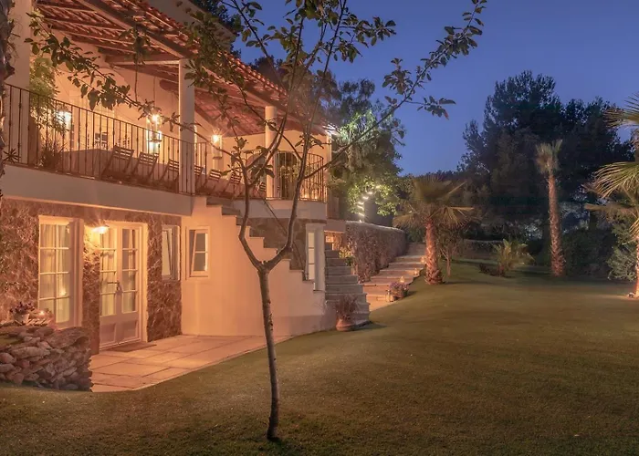 Casa Nova Estate סיטגס